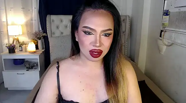 Snapshot of RebecaNextToYou chatting on January 12, 5:01 pm RebecaNextToYou online show from January 12, 5:01 pm