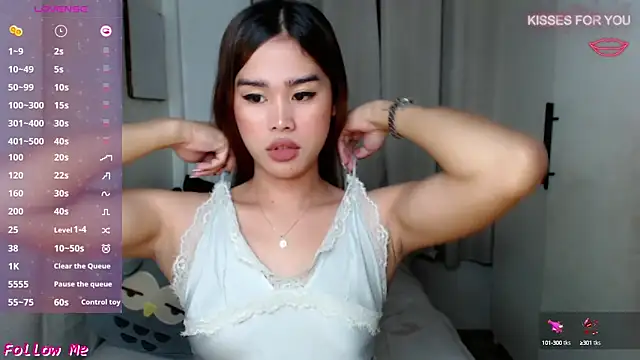 Snapshot of princessjadexx chatting on February 6, 2:37 pm princessjadexx online show from February 6, 2:37 pm