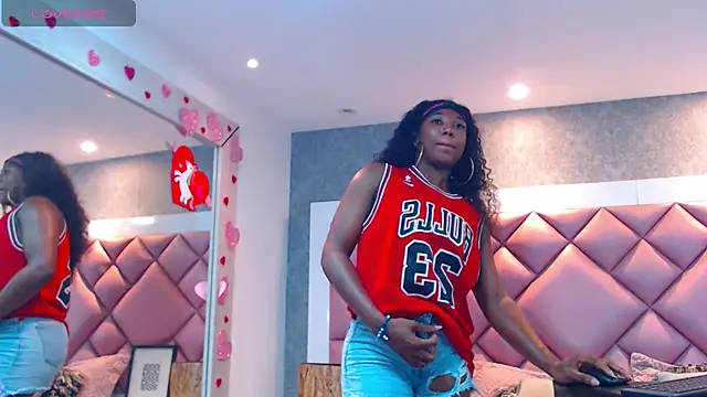 DanielaDuff online show from October 16, 8:08 pm