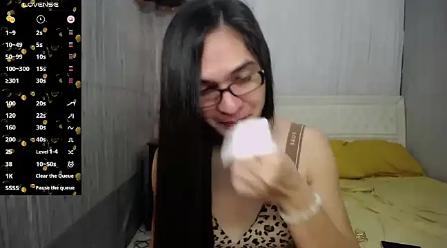 Snapshot of xAsianSweetHeart chatting on December 5, 11:01 pm xAsianSweetHeart online show from December 5, 11:01 pm