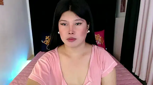 Snapshot of Angelic_Fuckerxxx chatting on January 8, 12:47 pm Angelic Fuckerxxx online show from January 8, 12:47 pm