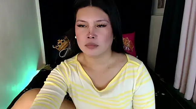 Snapshot of Angelic_Fuckerxxx chatting on February 20, 8:17 am Angelic Fuckerxxx online show from February 20, 8:17 am