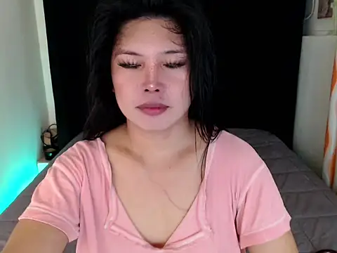 Snapshot of Angelic_Fuckerxxx chatting on September 12, 3:37 am Angelic Fuckerxxx online show from September 12, 3:37 am