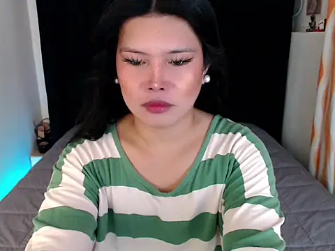 Snapshot of Angelic_Fuckerxxx chatting on September 30, 4:23 am Angelic Fuckerxxx online show from September 30, 4:23 am