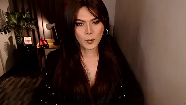 SweetieZeveey  online show from September 27, 8:18 pm