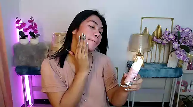 Snapshot of Asian_flabby chatting on January 16, 9:19 pm Asian flabby online show from January 16, 9:19 pm