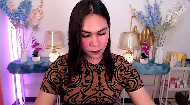 Snapshot of Asian_flabby chatting on January 27, 12:01 am Asian flabby online show from January 27, 12:01 am