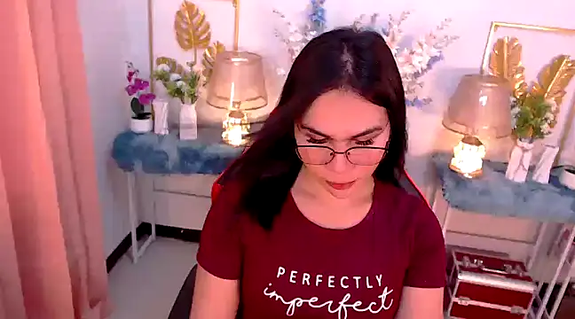 Snapshot of Asian_flabby chatting on February 20, 6:57 pm Asian flabby online show from February 20, 6:57 pm
