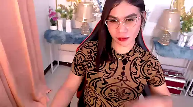 Snapshot of Asian_flabby chatting on February 23, 8:11 pm Asian flabby online show from February 23, 8:11 pm