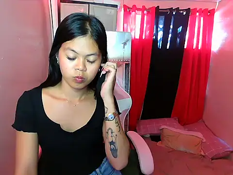 Snapshot of young_salsalita chatting on February 15, 5:30 am young salsalita online show from February 15, 5:30 am