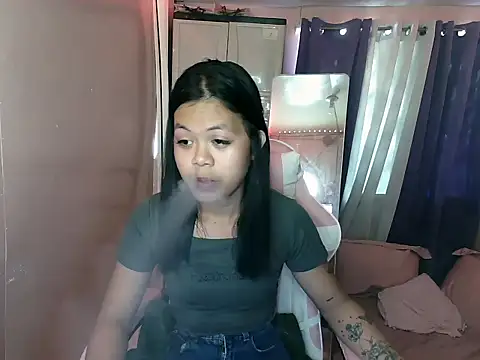 Snapshot of young_salsalita chatting on March 22, 7:15 am young salsalita online show from March 22, 7:15 am