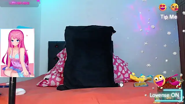 Snapshot of SHOPIA_FOX_ chatting on December 13, 4:38 pm SHOPIA FOX online show from December 13, 4:38 pm