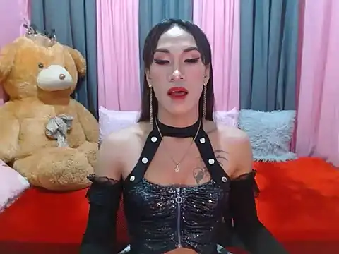 Snapshot of xxSexyBitch69xx chatting on February 27, 7:45 am xxSexyBitch69xx online show from February 27, 7:45 am