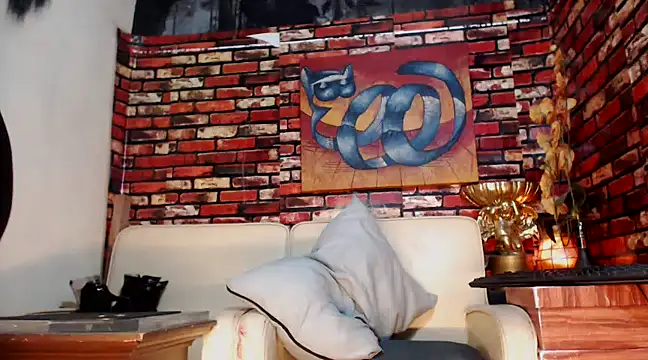 Snapshot of juicyCOCKeva chatting on December 23, 11:17 pm juicyCOCKeva online show from December 23, 11:17 pm