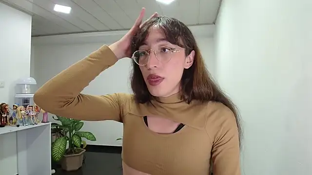 Snapshot of NicoleCortez chatting on February 20, 4:07 am NicoleCortez online show from February 20, 4:07 am