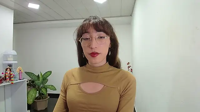 Snapshot of NicoleCortez chatting on February 27, 3:25 am NicoleCortez online show from February 27, 3:25 am