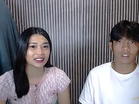 Snapshot of Maria-Moore chatting on October 10, 4:13 am Maria-Moore online show from October 10, 4:13 am