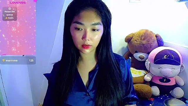Snapshot of TR4NSCUTI3 chatting on September 29, 9:58 pm TR4NSCUTI3 online show from September 29, 9:58 pm