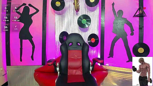 nickyminach  online show from February 3, 6:40 am