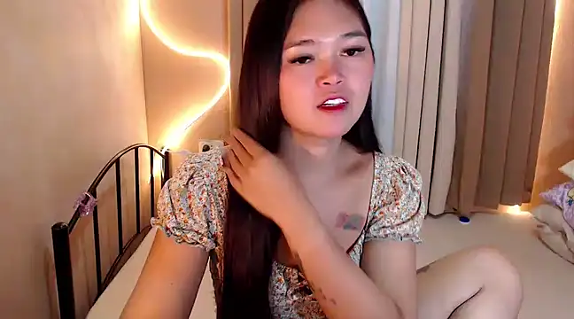 Snapshot of Itsme_claire chatting on March 9, 10:41 pm Itsme claire online show from March 9, 10:41 pm