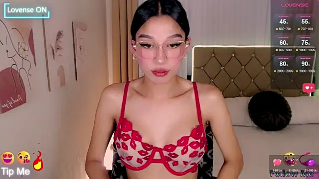 Snapshot of FuckDoll_Nathalie chatting on March 6, 2:25 am FuckDoll Nathalie online show from March 6, 2:25 am