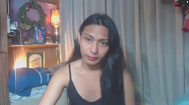 Snapshot of Topangel69 chatting on December 3, 11:51 am Topangel69 online show from December 3, 11:51 am