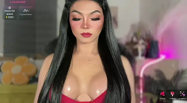 Snapshot of sassy_olivia chatting on January 20, 1:21 pm sassy olivia online show from January 20, 1:21 pm