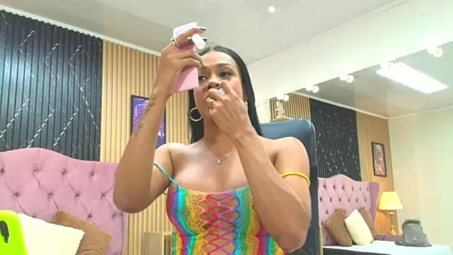 BARBIE BROWNN online show from October 11, 2:30 pm