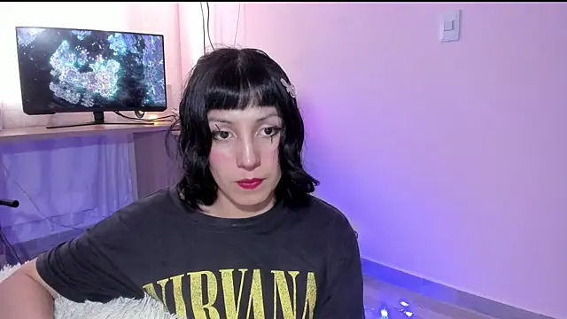 Snapshot of Room312_ chatting on December 22, 10:15 pm Room312 online show from December 22, 10:15 pm