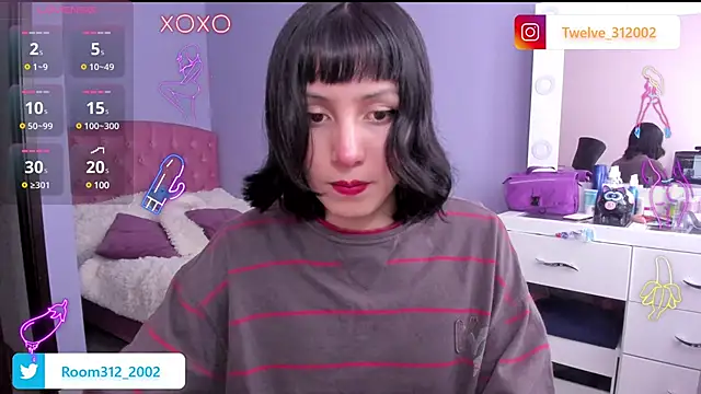 Snapshot of Room312_ chatting on January 2, 4:13 pm Room312 online show from January 2, 4:13 pm