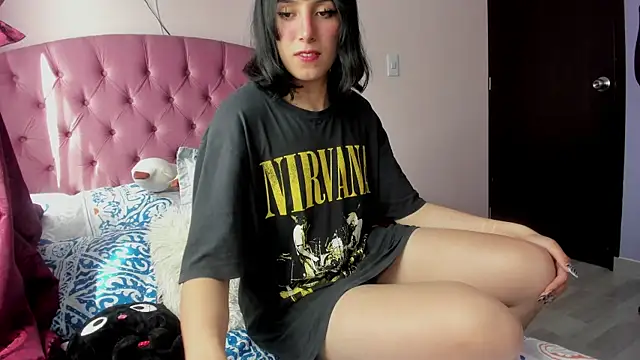 Snapshot of Room312_ chatting on October 4, 7:03 pm Room312 online show from October 4, 7:03 pm