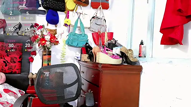 Xiaraa26 online show from September 25, 9:00 pm