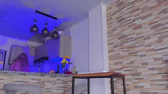 Snapshot of Vanesa_novvoa chatting on March 8, 8:57 pm Vanesa novvoa online show from March 8, 8:57 pm