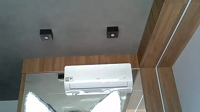 Skinny-Kitten online show from October 12, 5:48 pm