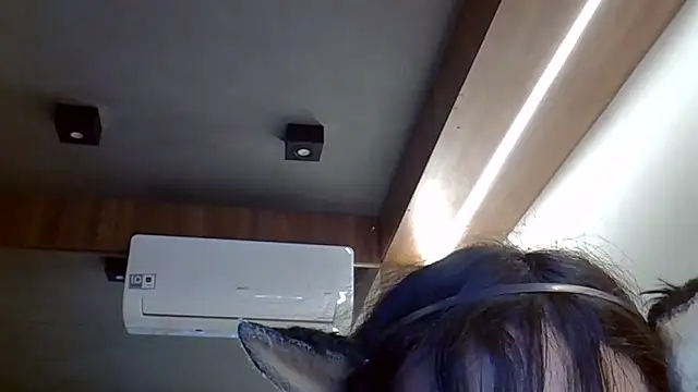 Skinny-Kitten online show from February 18, 8:55 am