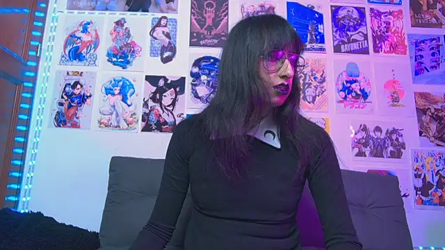 Snapshot of snowblack_ chatting on February 8, 3:00 pm snowblack online show from February 8, 3:00 pm