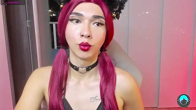 Snapshot of sofi_elfqueen chatting on January 15, 12:41 am sofi elfqueen online show from January 15, 12:41 am
