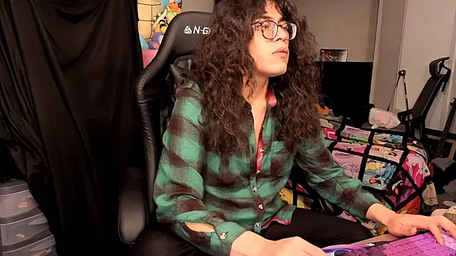 ShinyCherub online show from November 24, 11:28 pm