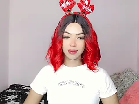Snapshot of Tanedra_collings chatting on December 20, 3:58 am Tanedra collings online show from December 20, 3:58 am