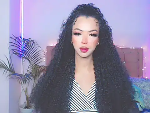 Snapshot of Tanedra_collings chatting on January 16, 2:51 am Tanedra collings online show from January 16, 2:51 am