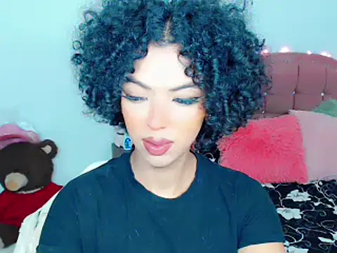 Snapshot of Tanedra_collings chatting on March 18, 3:17 am Tanedra collings online show from March 18, 3:17 am