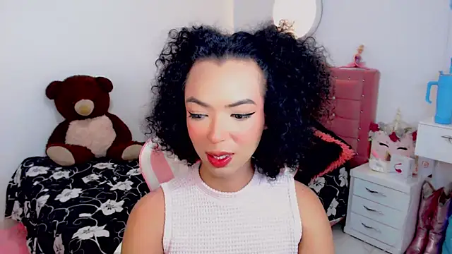 Snapshot of Tanedra_collings chatting on September 19, 4:07 am Tanedra collings online show from September 19, 4:07 am