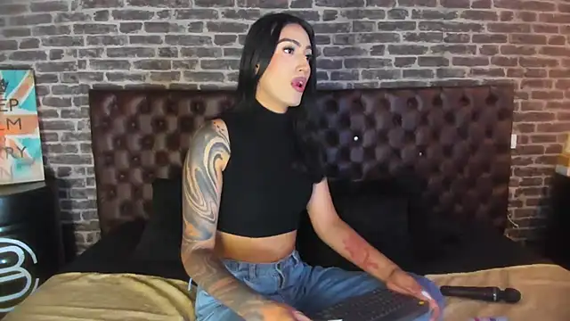 Taly Fox online show from September 17, 4:01 pm