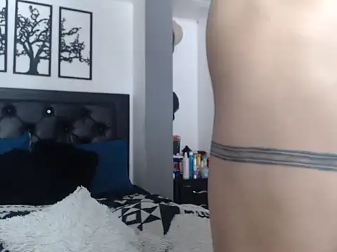 allifit01 online show from March 2, 3:52 pm