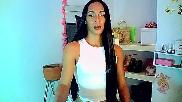 Snapshot of carmen14 chatting on October 8, 4:36 am carmen14 online show from October 8, 4:36 am