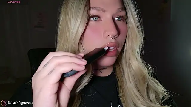 IsabellaFigueredo   online show from October 15, 6:13 am