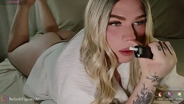 IsabellaFigueredo   online show from October 18, 5:22 am