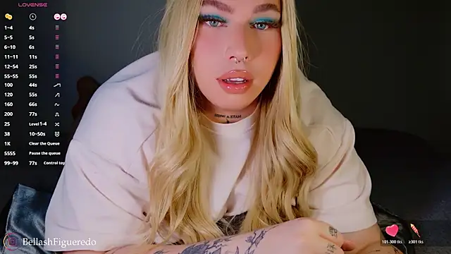 IsabellaFigueredo   online show from December 16, 2:49 am