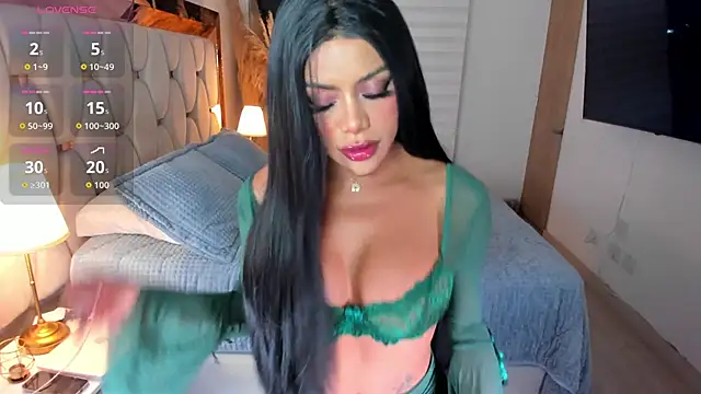 Snapshot of HOT_LADY_777 chatting on September 20, 2:50 am HOT LADY 777 online show from September 20, 2:50 am